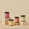Vier Sorten Nutbutter von ae kitchen auf unterschiedlich hohen Podesten arrangiert: Red Velvet, Lemon Cake, Bruschetta und Matcha Vanilla.